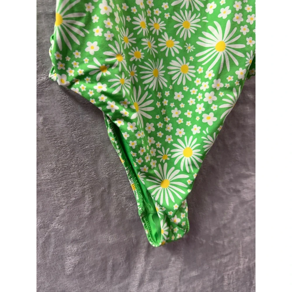 Hurley Pop Blooms Juniors Moderate One Piece Swimsuit Green Daisy Floral XS